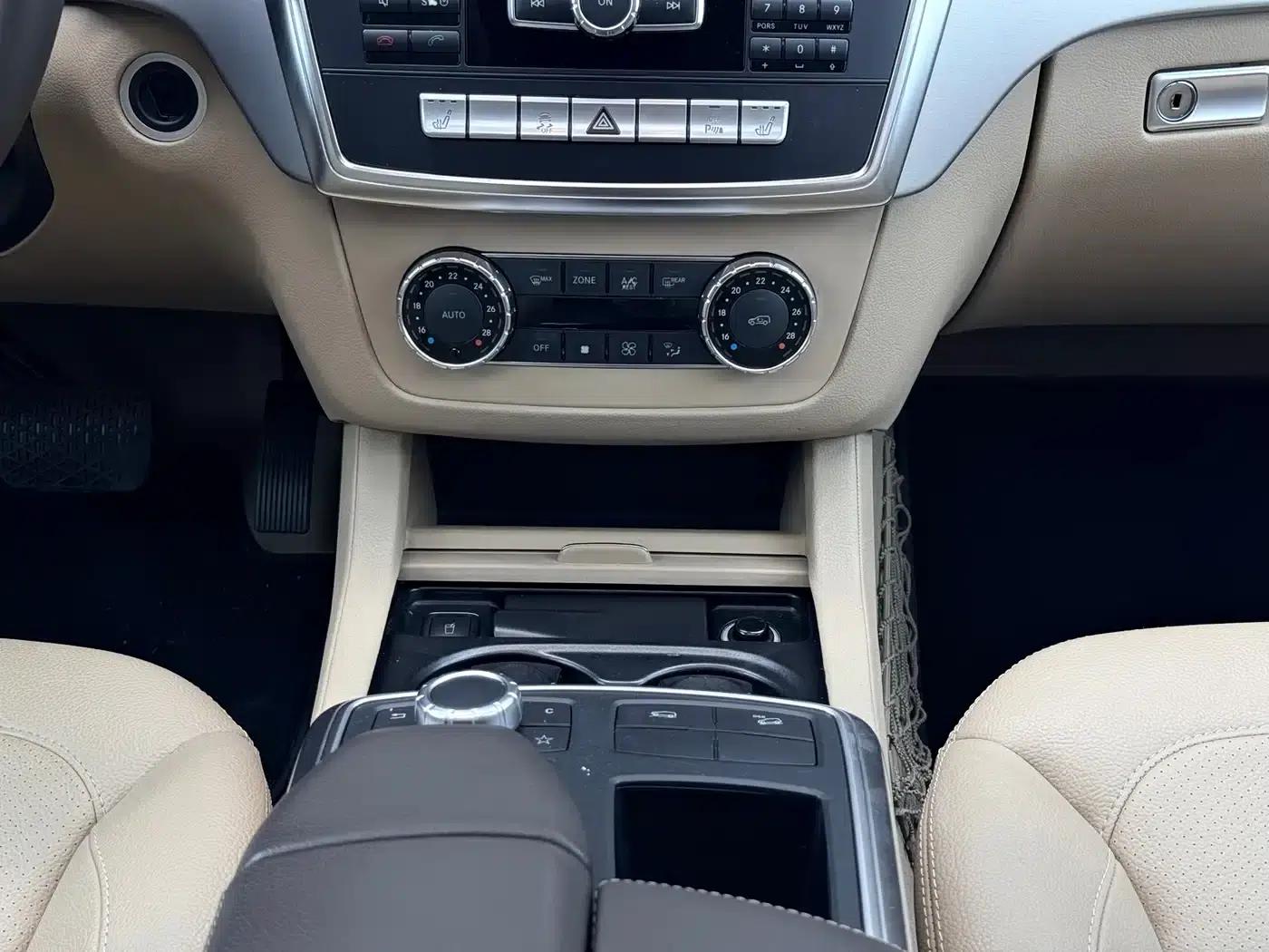Mercedes-Benz M-Class 2012 ML 300 — миниатюра 20