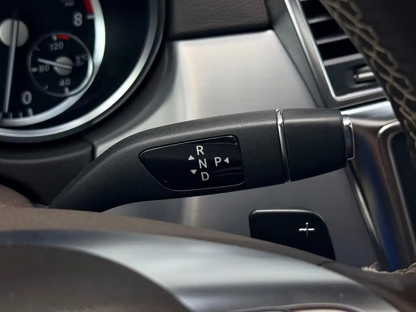 Mercedes-Benz M-Class 2012 ML 300 — миниатюра 27