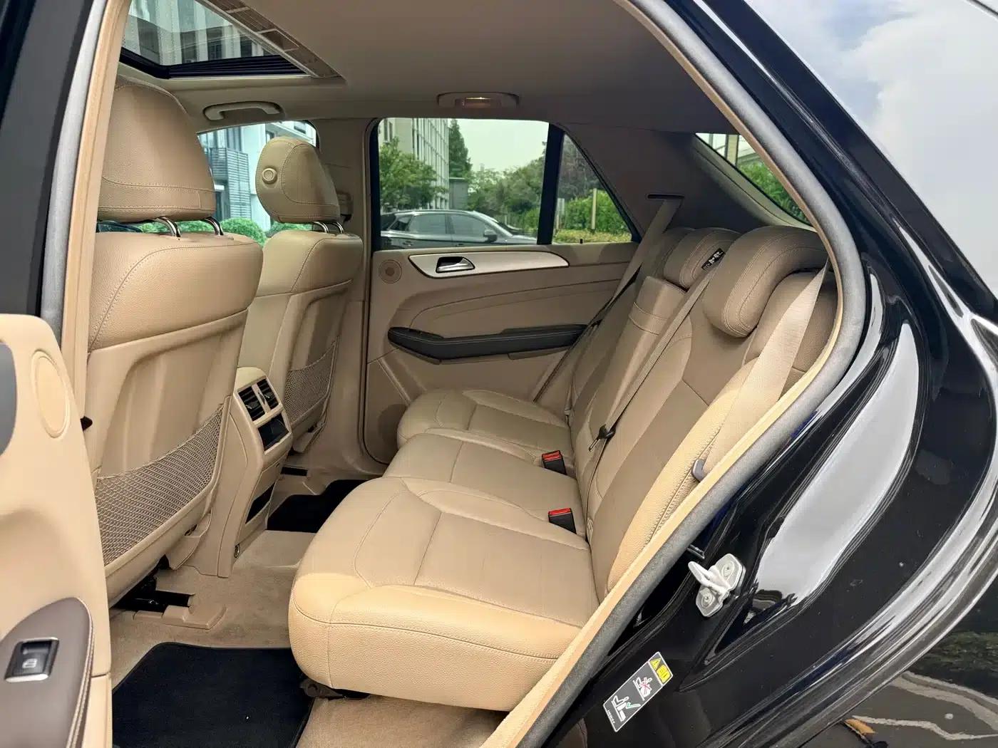 Mercedes-Benz M-Class 2012 ML 300 — миниатюра 8