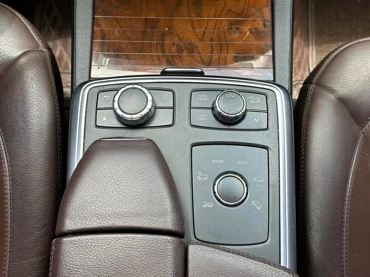 Mercedes-Benz M-Class 2014 ML 400 4MATIC Luxury — миниатюра 9