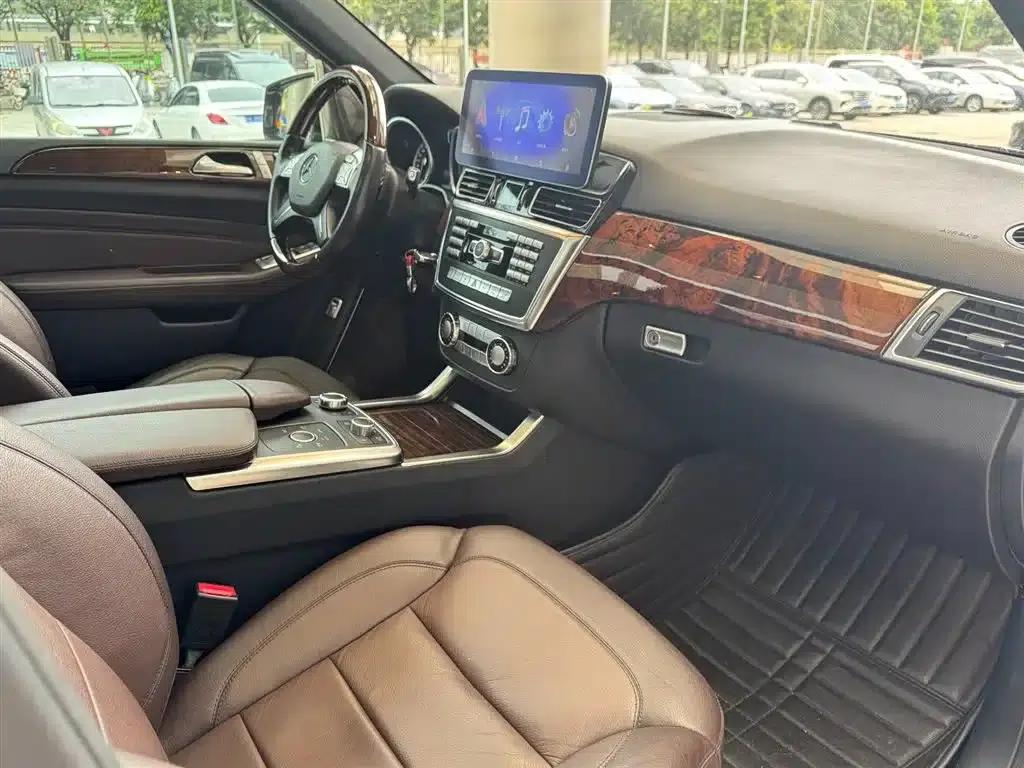 Mercedes-Benz M-Class 2015 ML 400 4MATIC Luxury — миниатюра 12