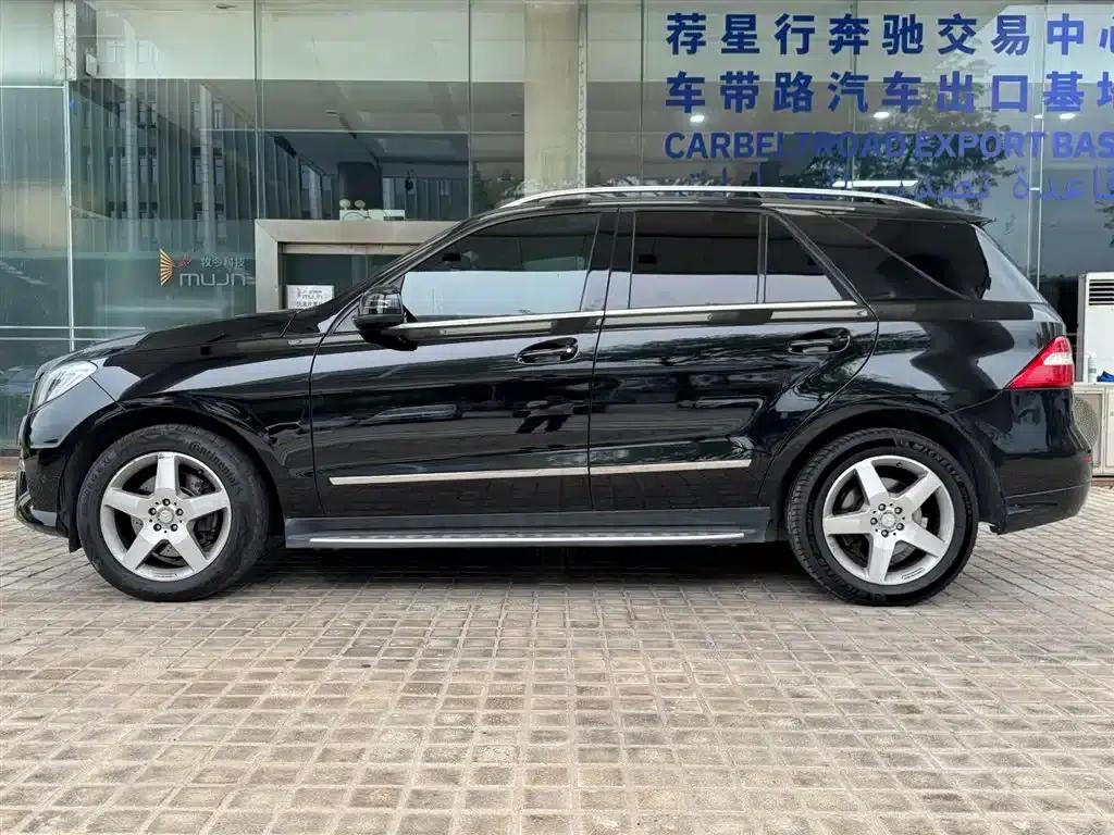 Mercedes-Benz M-Class 2015 ML 400 4MATIC Luxury — миниатюра 4