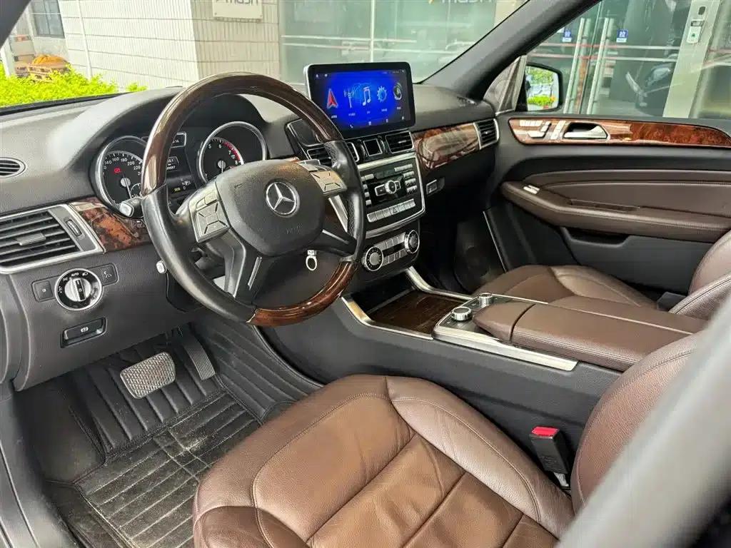 Mercedes-Benz M-Class 2015 ML 400 4MATIC Luxury — миниатюра 5