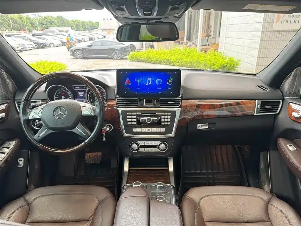 Mercedes-Benz M-Class 2015 ML 400 4MATIC Luxury — миниатюра 9