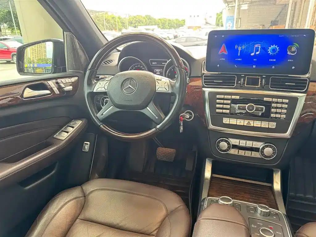 Mercedes-Benz M-Class 2015 ML 400 4MATIC Luxury — миниатюра 10