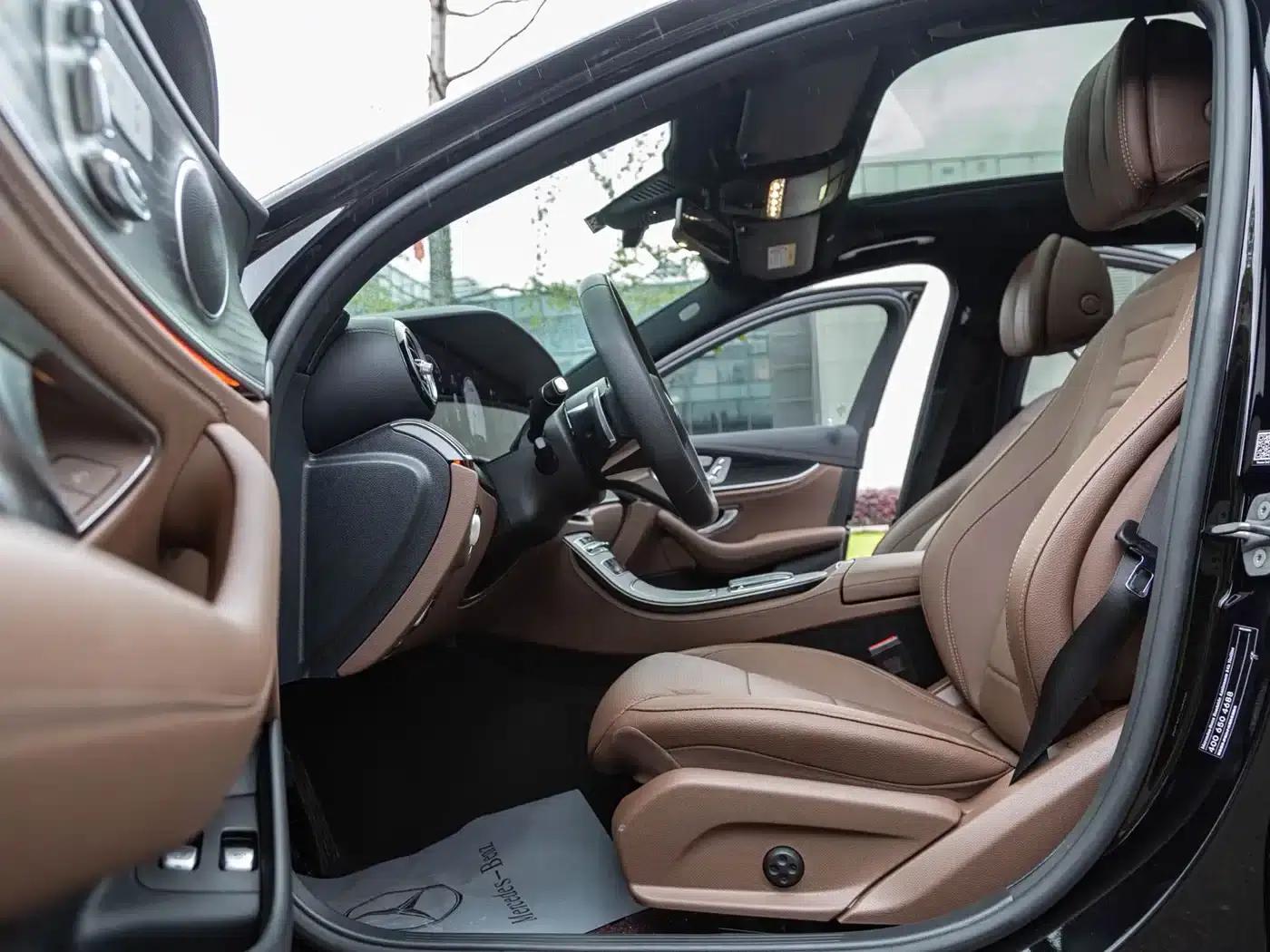 Mercedes-Benz E-Class PHEV 2023 E 350 e L Plug-in Hybrid Sports Sedan — миниатюра 4