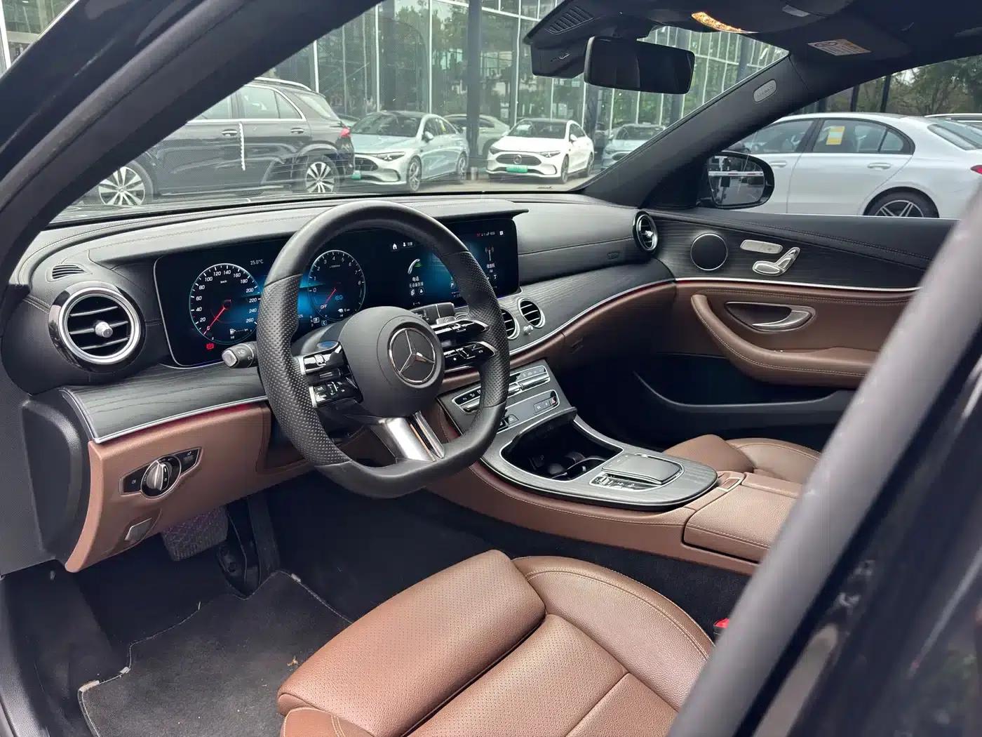 Mercedes-Benz E-Class PHEV 2022 Facelift E 350 e L Plug-in Hybrid Sports Sedan — миниатюра 6