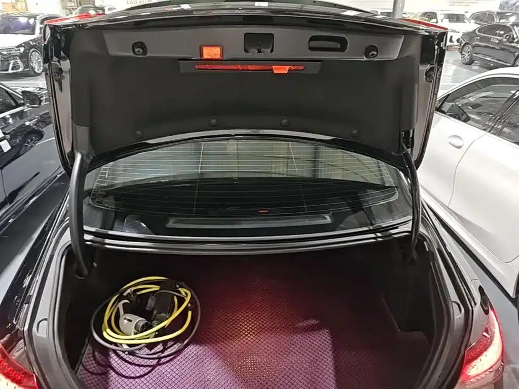 Mercedes-Benz E-Class PHEV 2022 Facelift E 350 e L Plug-in Hybrid Sports Sedan — миниатюра 19