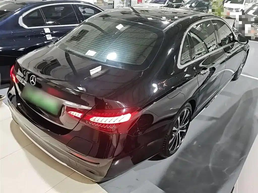 Mercedes-Benz E-Class PHEV 2022 Facelift E 350 e L Plug-in Hybrid Sports Sedan — миниатюра 7