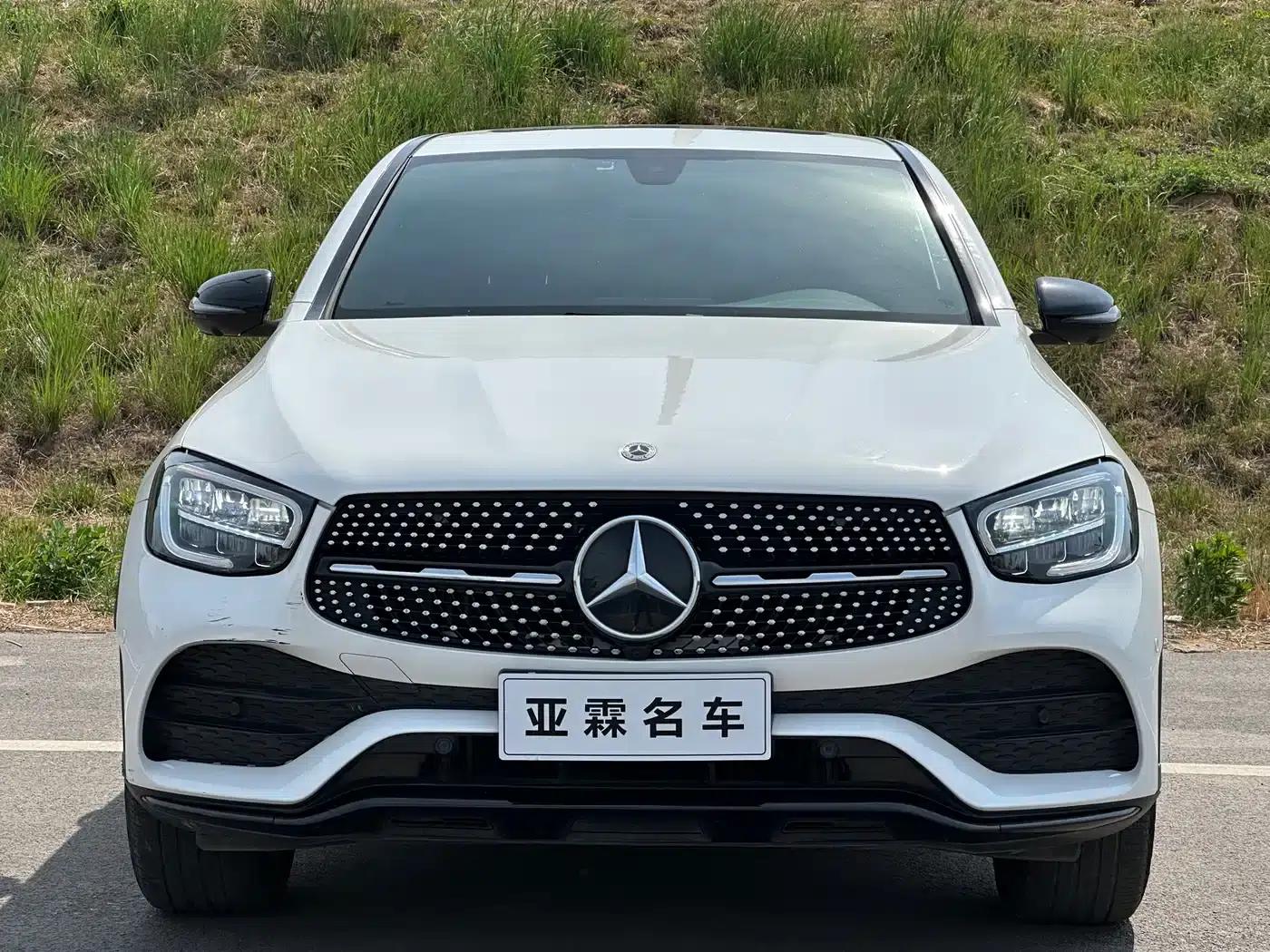 Mercedes-Benz GLC Coupe 2020 GLC 260 4MATIC Coupe SUV — миниатюра 2