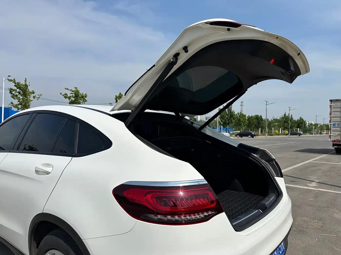 Mercedes-Benz GLC Coupe 2020 GLC 260 4MATIC Coupe SUV — миниатюра 19