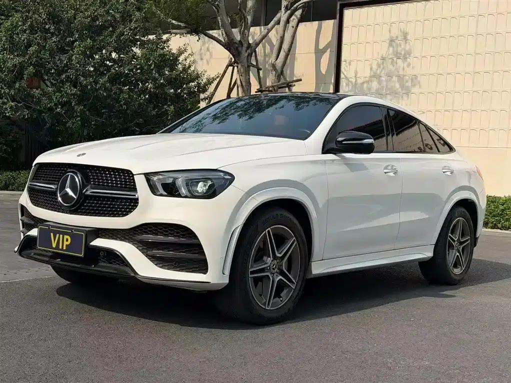 2020 Mercedes-Benz GLE Coupe, GLE 450 4MATIC Coupe SUV, Fashion Model — миниатюра 1