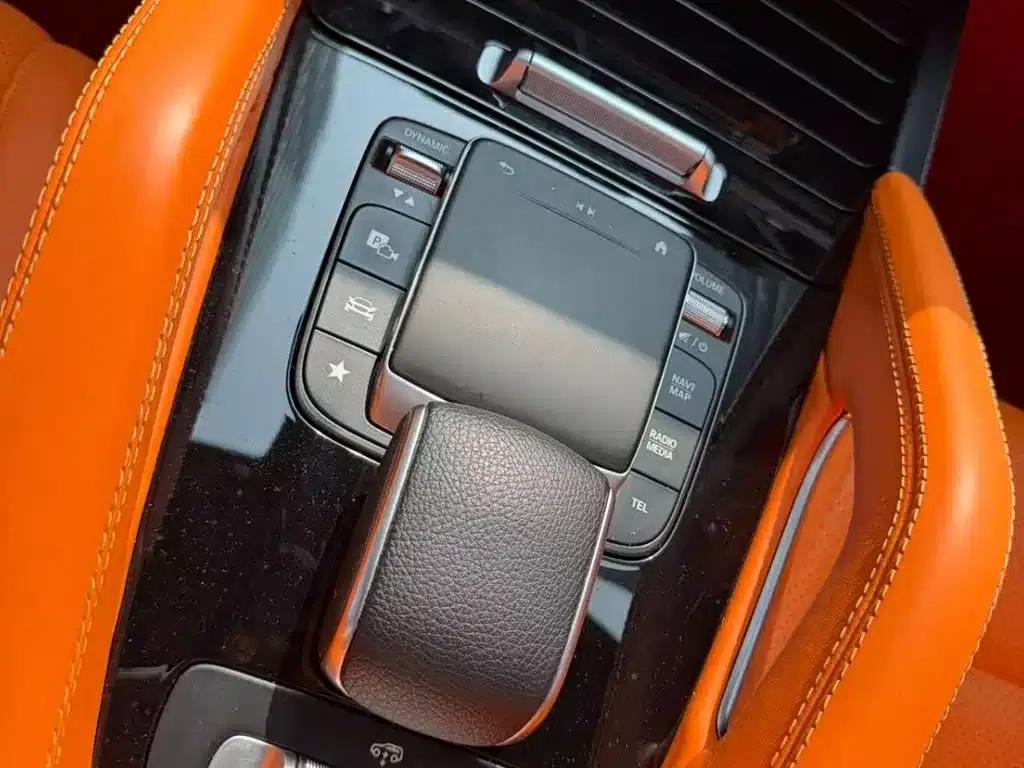 2020 Mercedes-Benz GLE Coupe, GLE 450 4MATIC Coupe SUV, Fashion Model — миниатюра 9