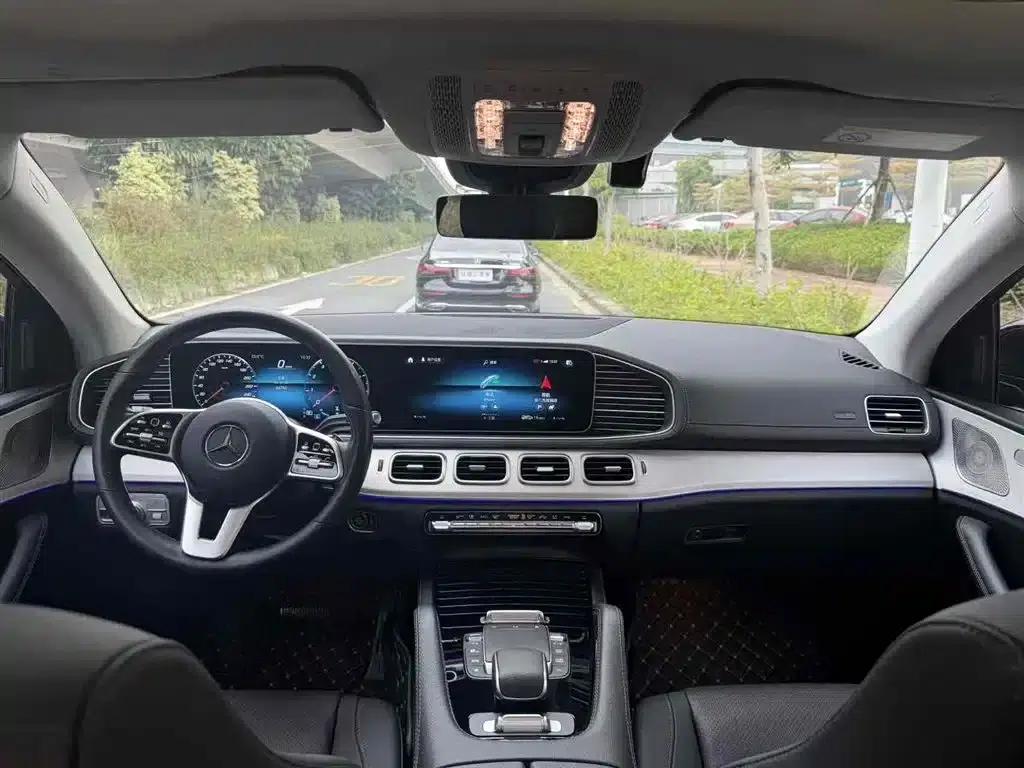 2022 Mercedes-Benz GLE Coupe Facelift GLE 350 4MATIC Coupe SUV Fashion Model — миниатюра 10