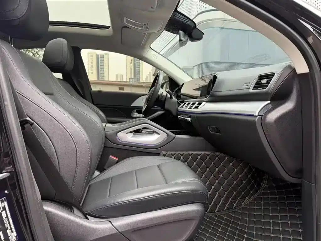 2020 Mercedes-Benz GLE Coupe, GLE 350 4MATIC Coupe SUV Luxury Model — миниатюра 12