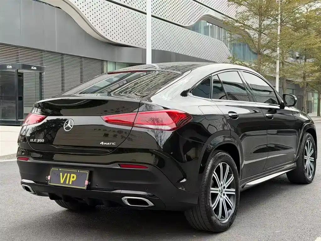 2020 Mercedes-Benz GLE Coupe, GLE 350 4MATIC Coupe SUV Luxury Model — миниатюра 15