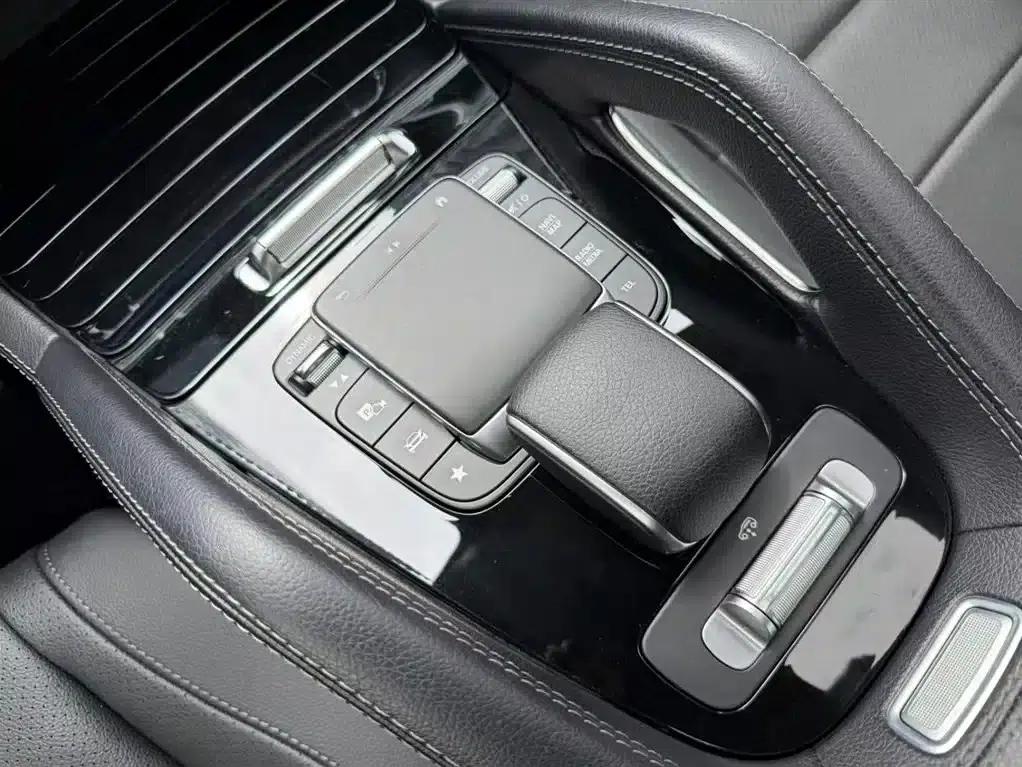 2020 Mercedes-Benz GLE Coupe, GLE 350 4MATIC Coupe SUV Luxury Model — миниатюра 4