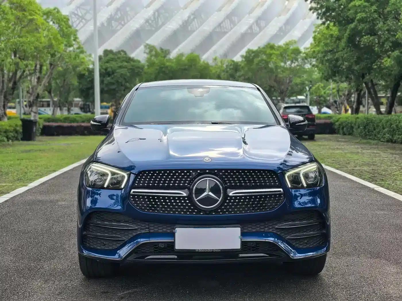 2020 Mercedes-Benz GLE Coupe, GLE 450 4MATIC Coupe SUV Luxury Model — миниатюра 2