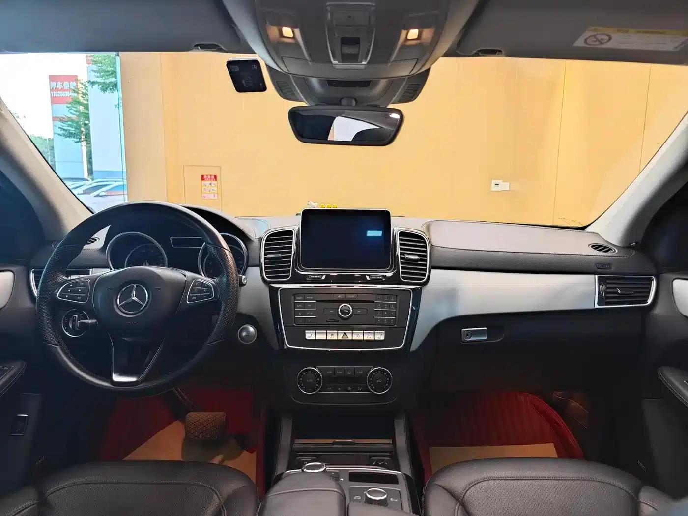 2015 Mercedes-Benz GLE Coupe, GLE 320 4MATIC Coupe SUV — миниатюра 23