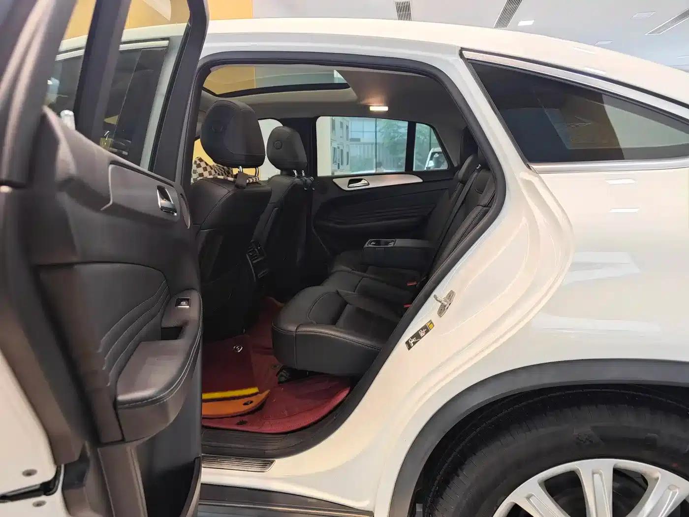 2015 Mercedes-Benz GLE Coupe, GLE 320 4MATIC Coupe SUV — миниатюра 25