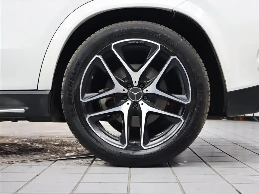2020 Mercedes-Benz GLE AMG 53 4MATIC+ — миниатюра 31