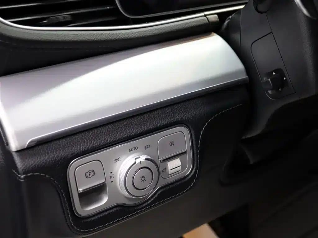 2020 Mercedes-Benz GLE AMG 53 4MATIC+ — миниатюра 24