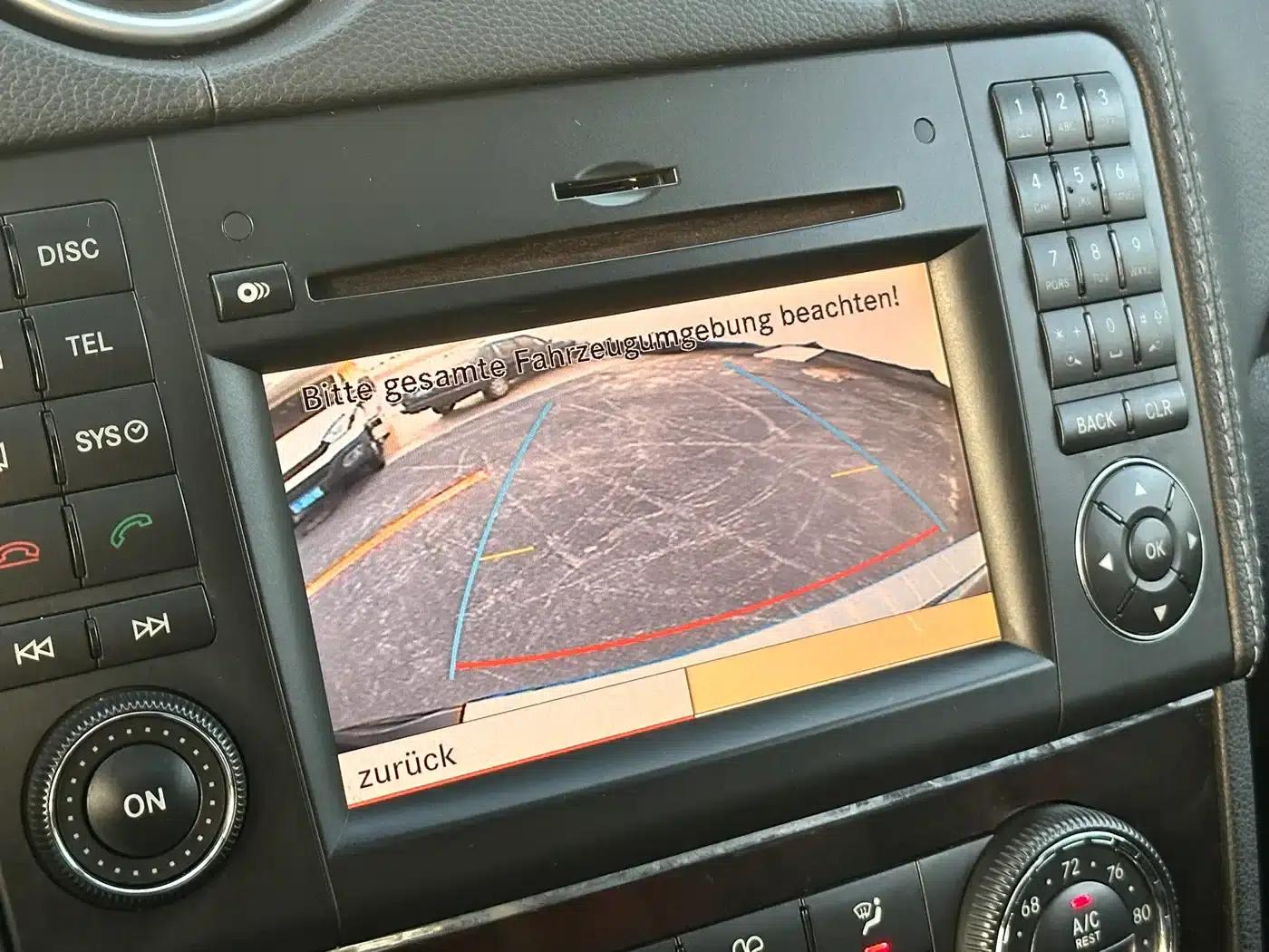 Mercedes-Benz GL-Class 2010 GL 550 4MATIC — миниатюра 15