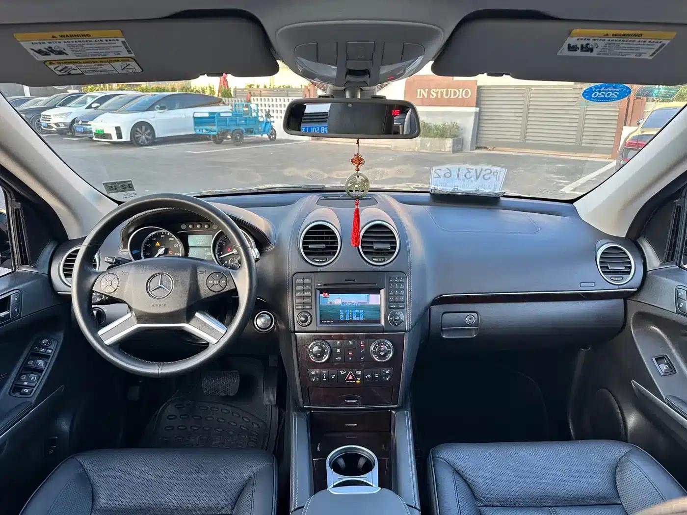 Mercedes-Benz GL-Class 2010 GL 550 4MATIC — миниатюра 18