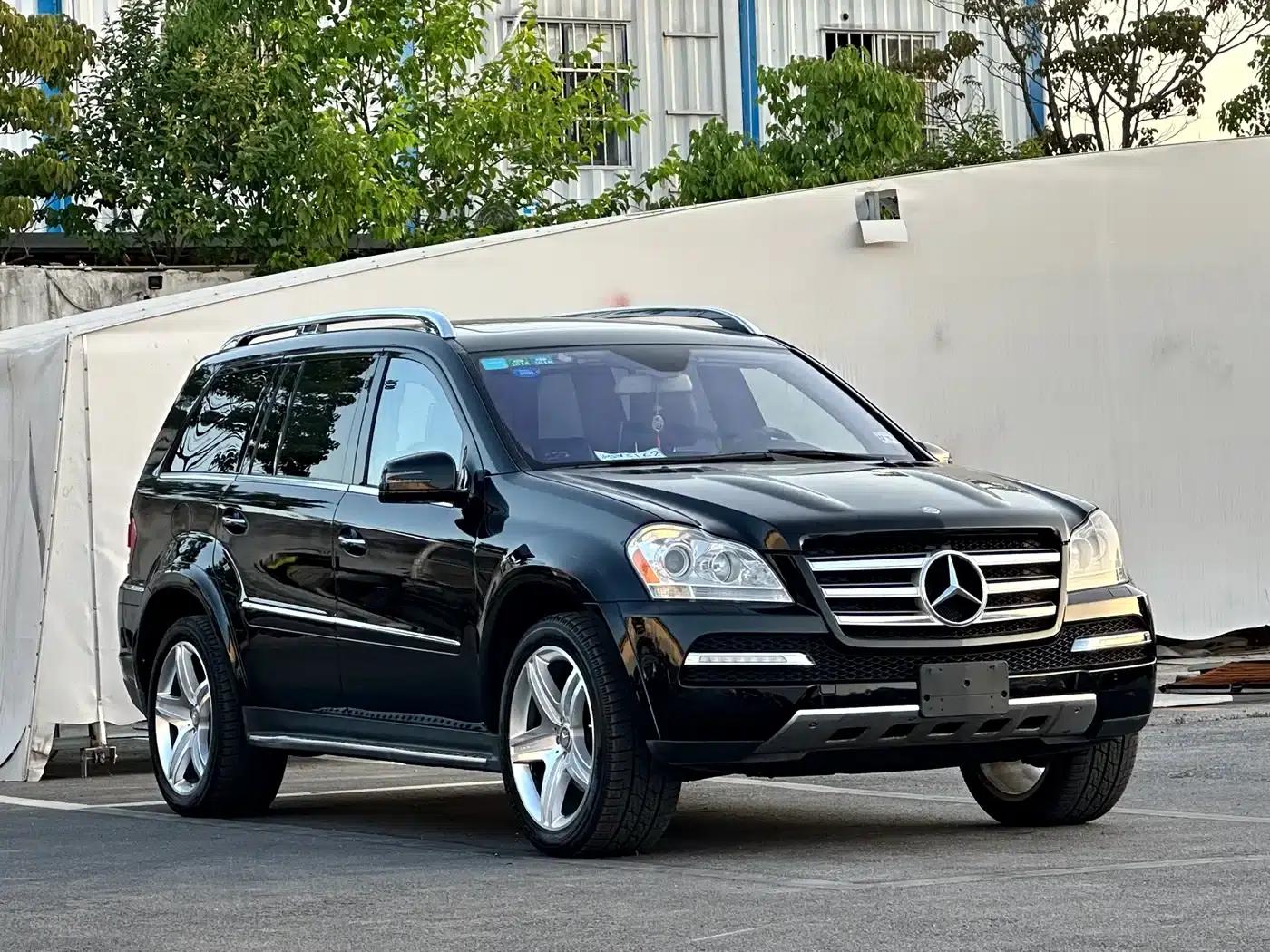 Mercedes-Benz GL-Class 2010 GL 550 4MATIC — миниатюра 3