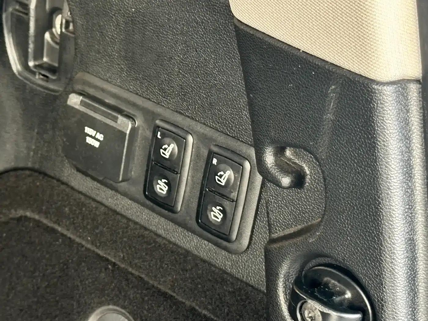 Mercedes-Benz GL-Class 2010 GL 550 4MATIC — миниатюра 23