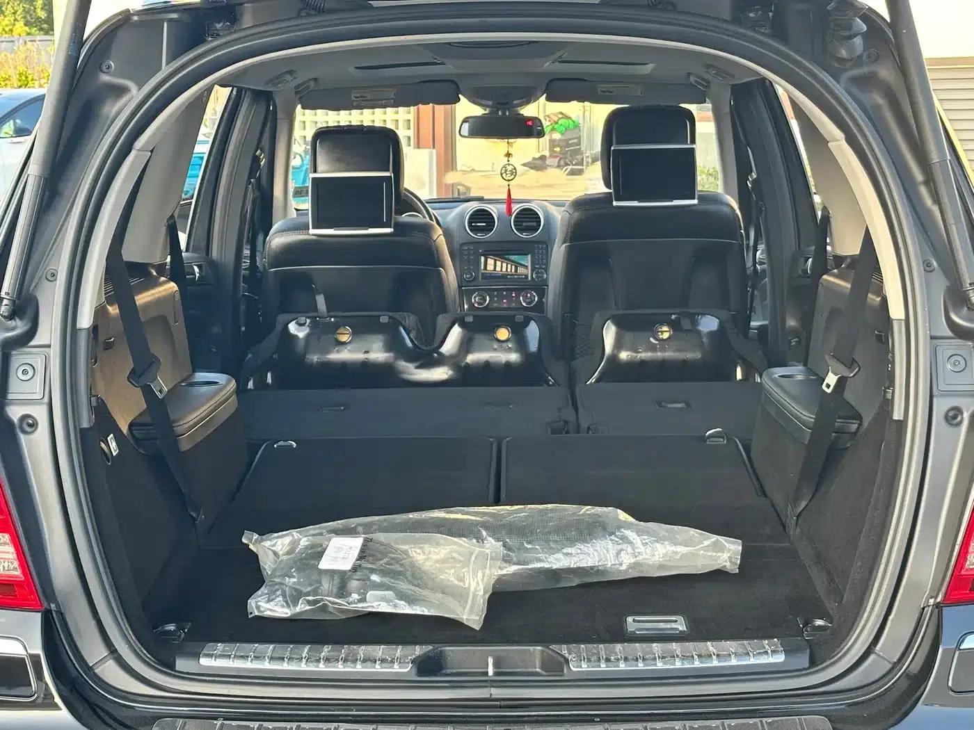 Mercedes-Benz GL-Class 2010 GL 550 4MATIC — миниатюра 26