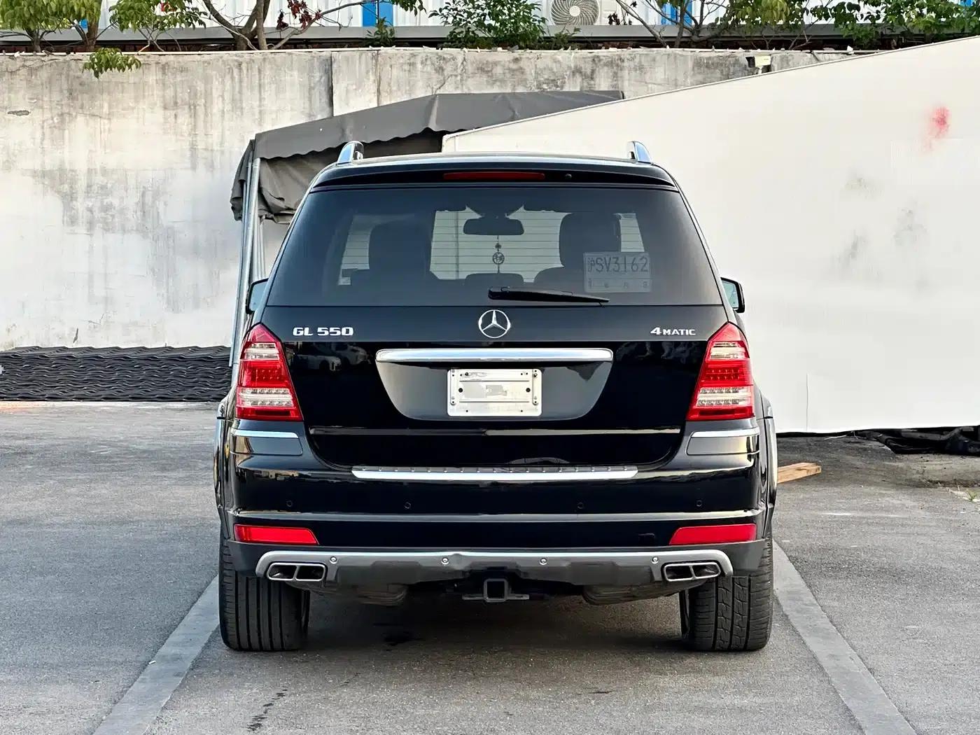 Mercedes-Benz GL-Class 2010 GL 550 4MATIC — миниатюра 5