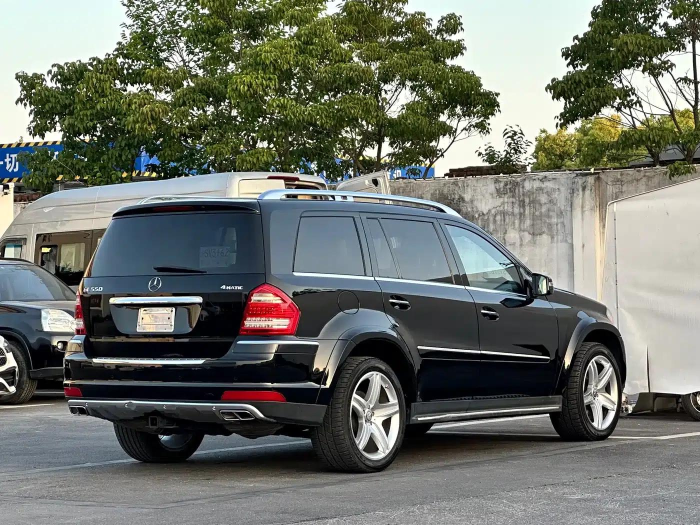 Mercedes-Benz GL-Class 2010 GL 550 4MATIC — миниатюра 6