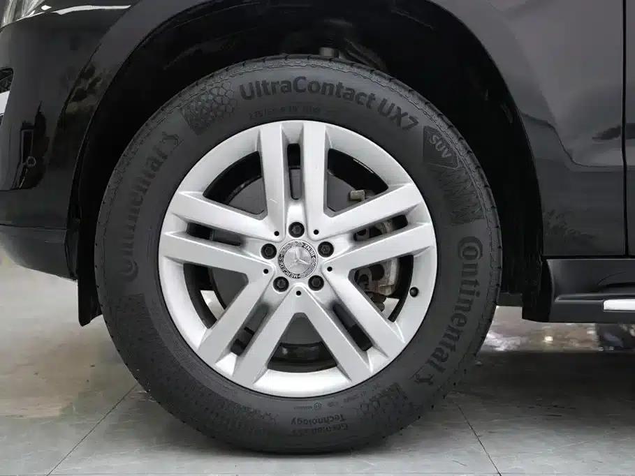 Mercedes-Benz GL-Class 2014 GL 400 4MATIC Dynamic — миниатюра 5