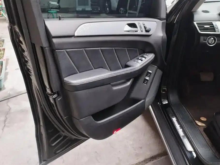 Mercedes-Benz GL-Class 2015 GL 400 4MATIC Dynamic — миниатюра 7