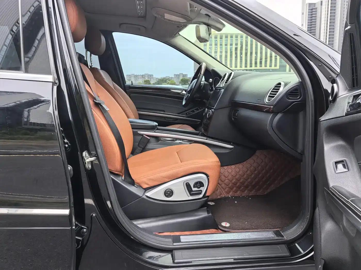 Mercedes-Benz GL-Class 2013 GL 350 Diesel Middle East Version — миниатюра 23
