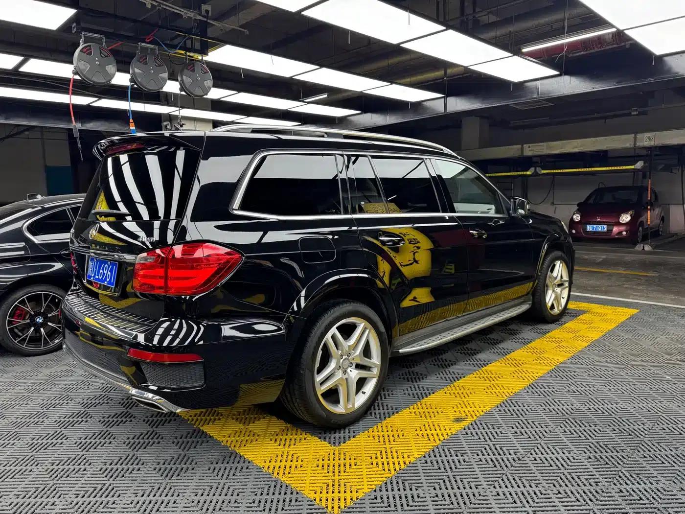 Mercedes-Benz GL-Class 2013 GL 500 4MATIC — миниатюра 4