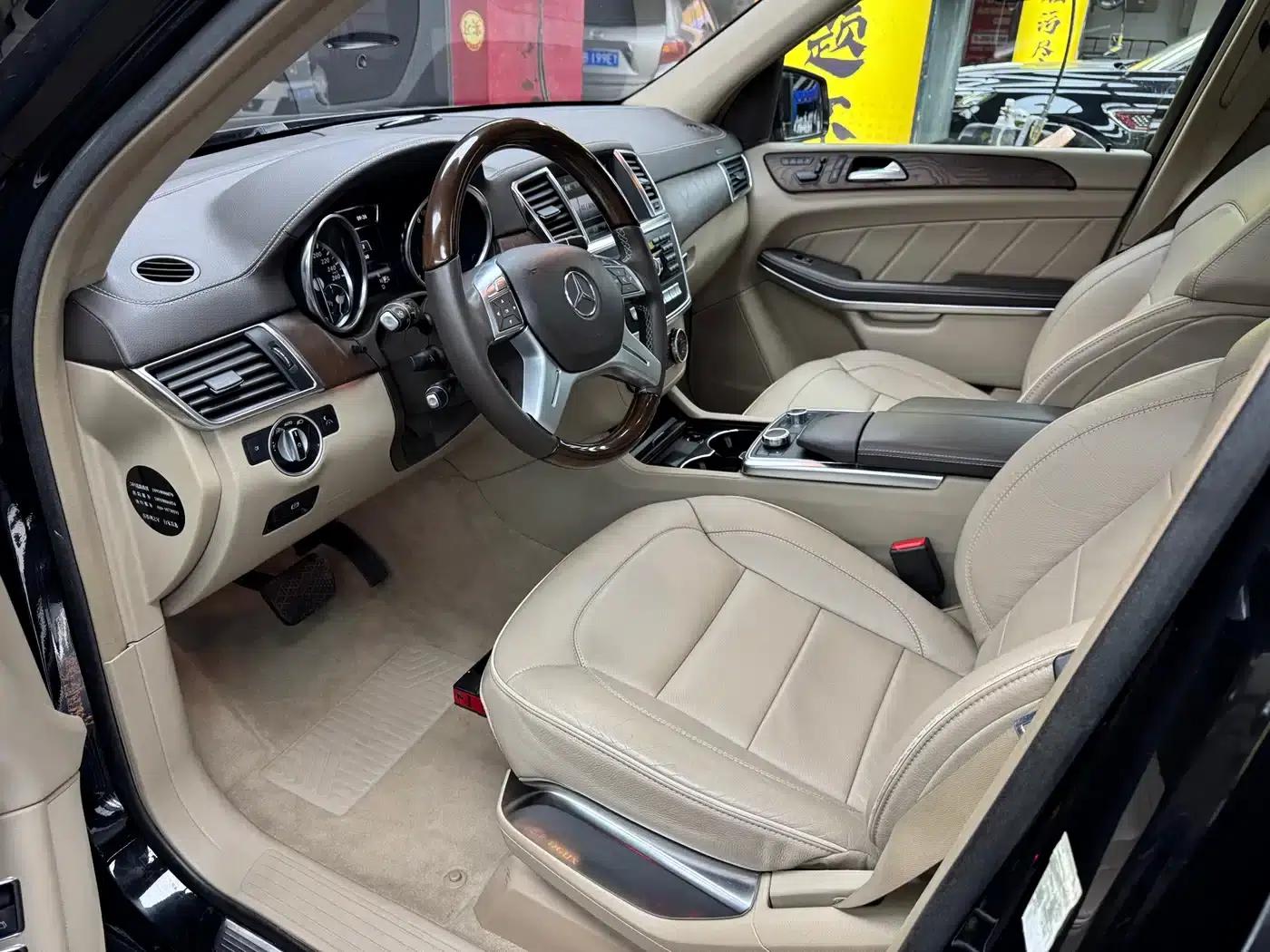 Mercedes-Benz GL-Class 2013 GL 500 4MATIC — миниатюра 6