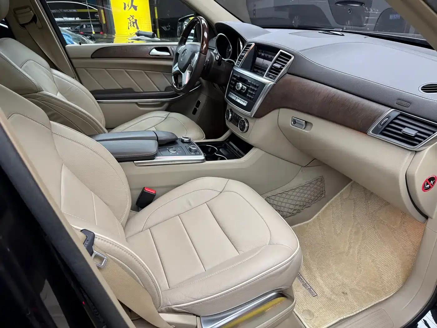 Mercedes-Benz GL-Class 2013 GL 500 4MATIC — миниатюра 10