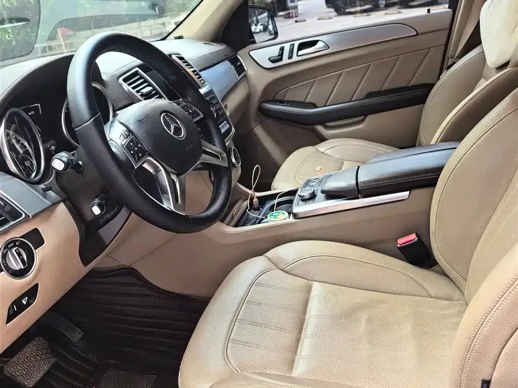 Mercedes-Benz GL-Class 2015 GL 400 4MATIC Dynamic — миниатюра 5