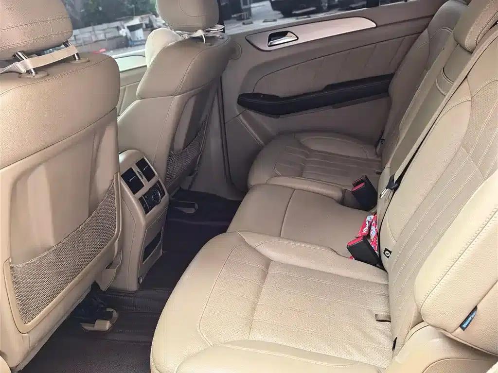 Mercedes-Benz GL-Class 2015 GL 400 4MATIC Dynamic — миниатюра 6