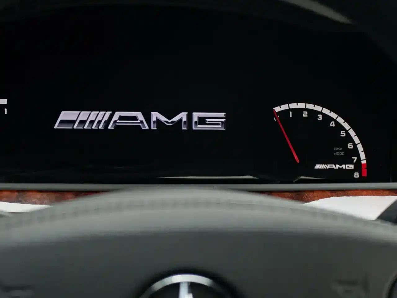 2010 Mercedes-Benz S-Class AMG S 63 — миниатюра 16