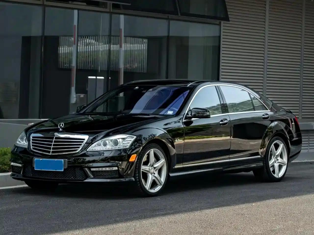 2010 Mercedes-Benz S-Class AMG S 63 — миниатюра 3