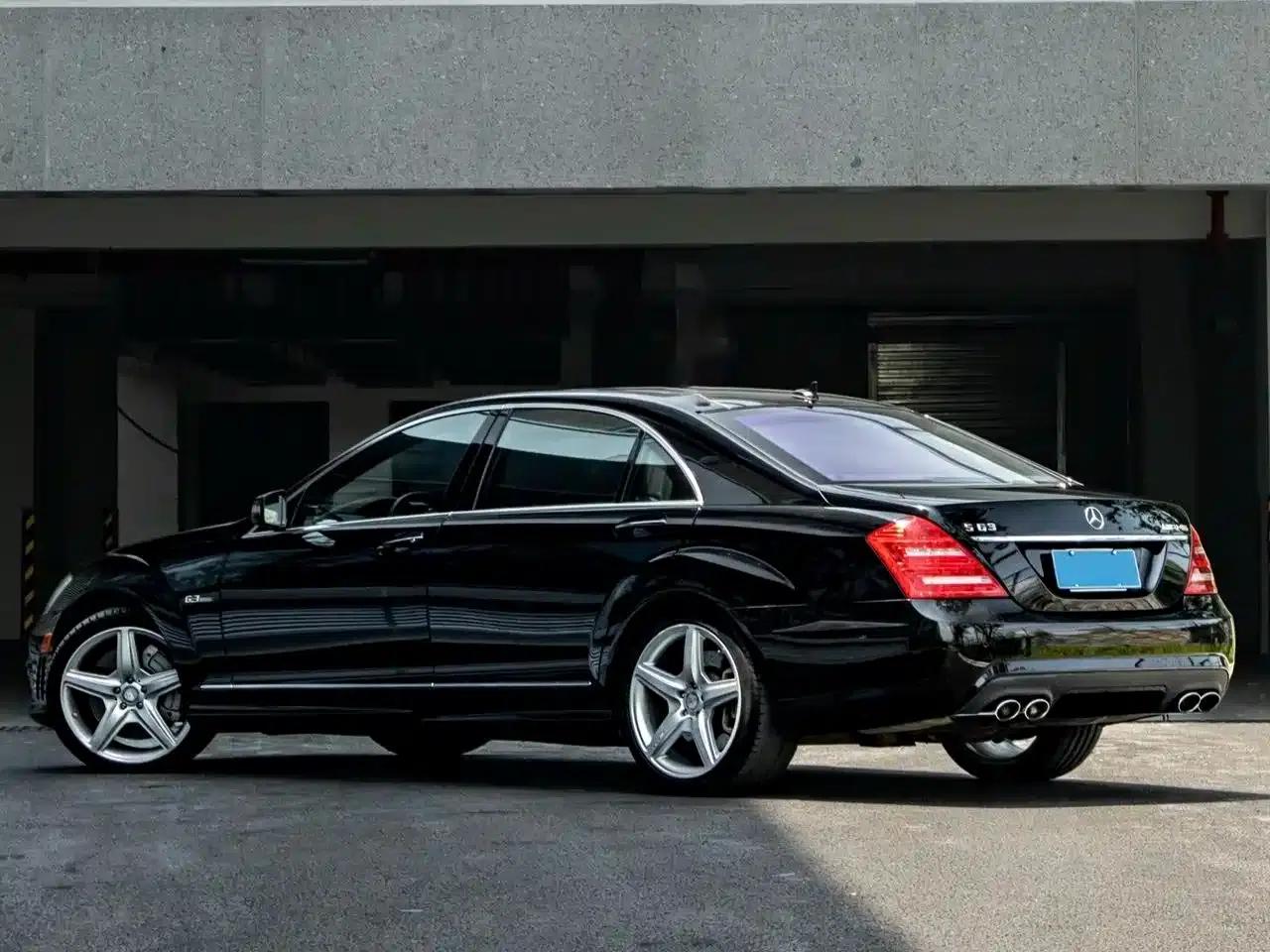2010 Mercedes-Benz S-Class AMG S 63 — миниатюра 4