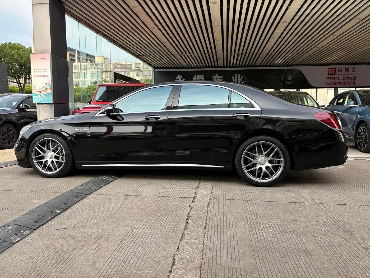 2018 Mercedes-Benz S-Class AMG S 63 L 4MATIC+ — миниатюра 4