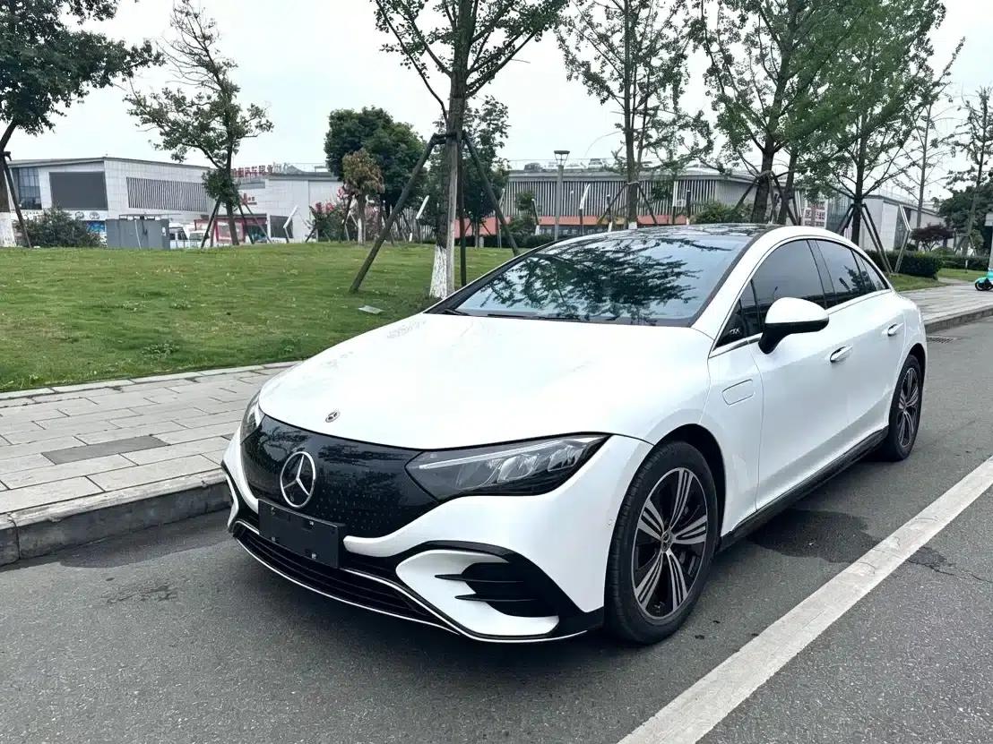 Mercedes-Benz EQE 2022 350 Luxury Edition — миниатюра 1