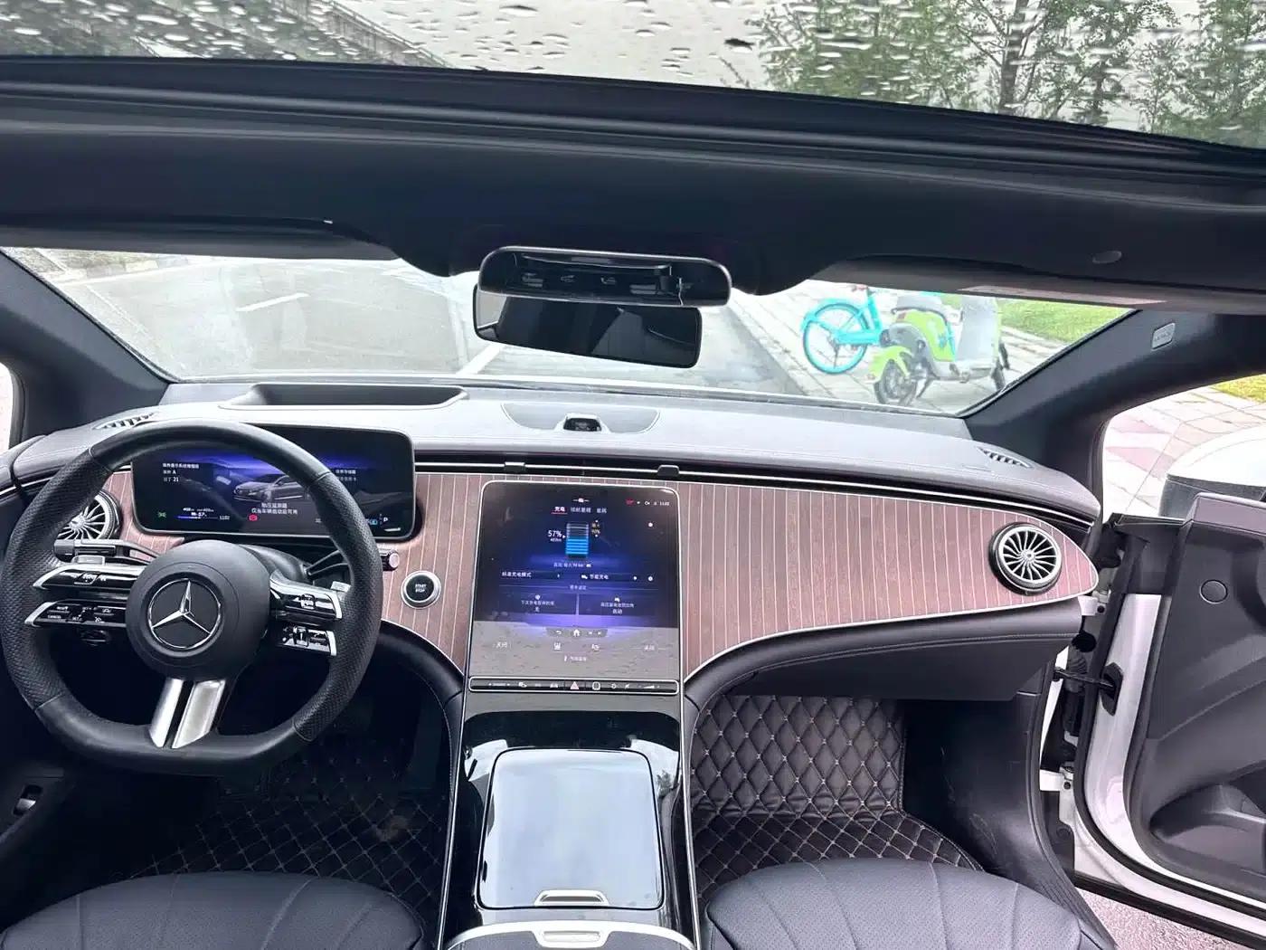 Mercedes-Benz EQE 2022 350 Luxury Edition — миниатюра 8