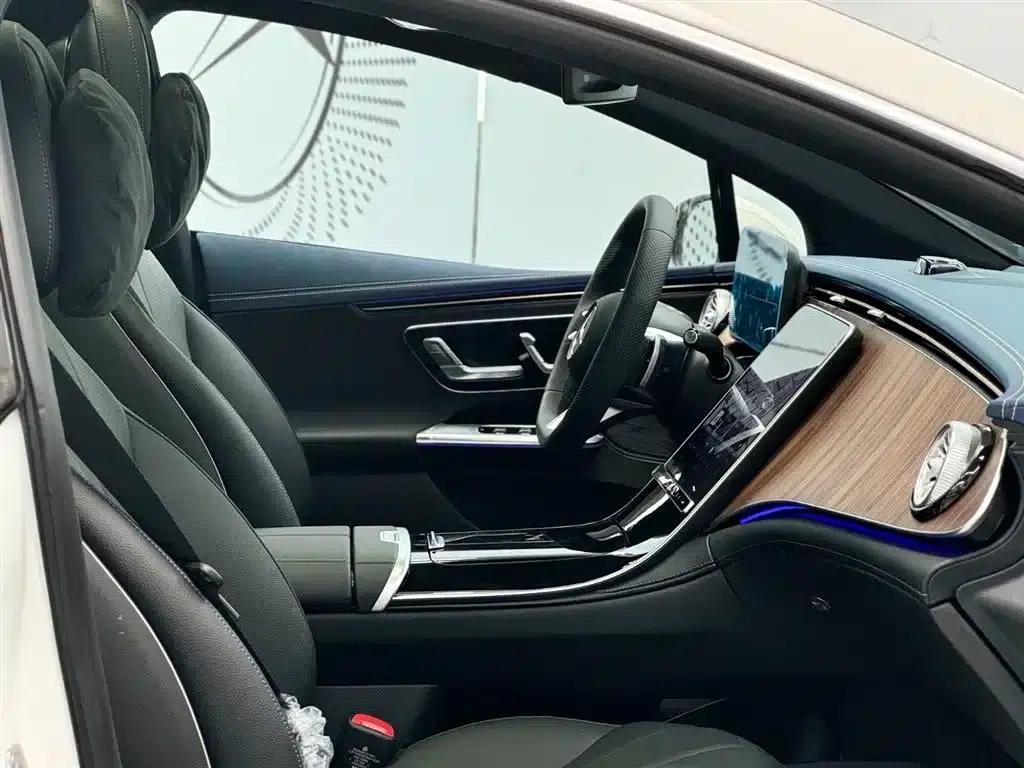 Mercedes-Benz EQE 2025 500 4MATIC Pioneer Edition — миниатюра 8