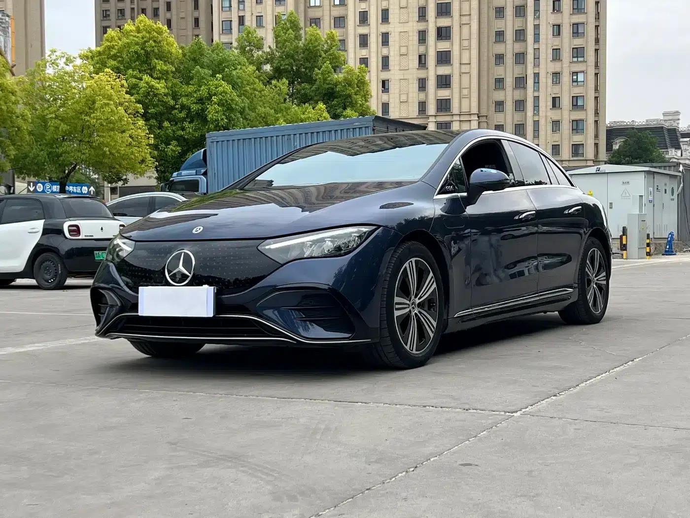 Mercedes-Benz EQE 2022 350 Luxury Edition — миниатюра 1