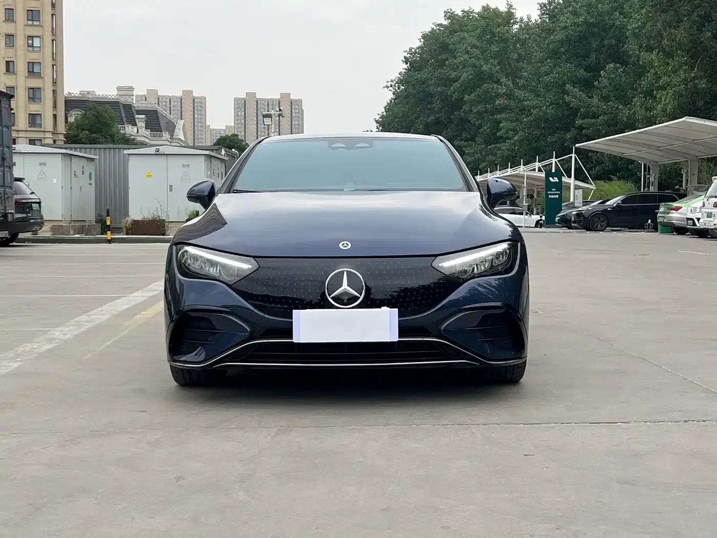 Mercedes-Benz EQE 2022 350 Luxury Edition — миниатюра 2